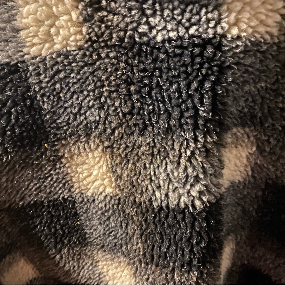 Velour County vintage style black and white plaid fuzzy button down coat - Picture 7 of 9